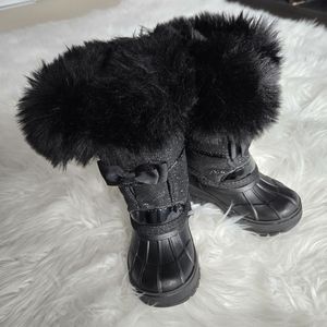 Kids Girls Winter Boots Faux Fur Size 6 NWOT
